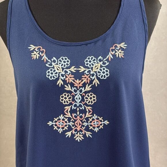 NWOT Yahada Embroidered Tank Top - Picture 4 of 8